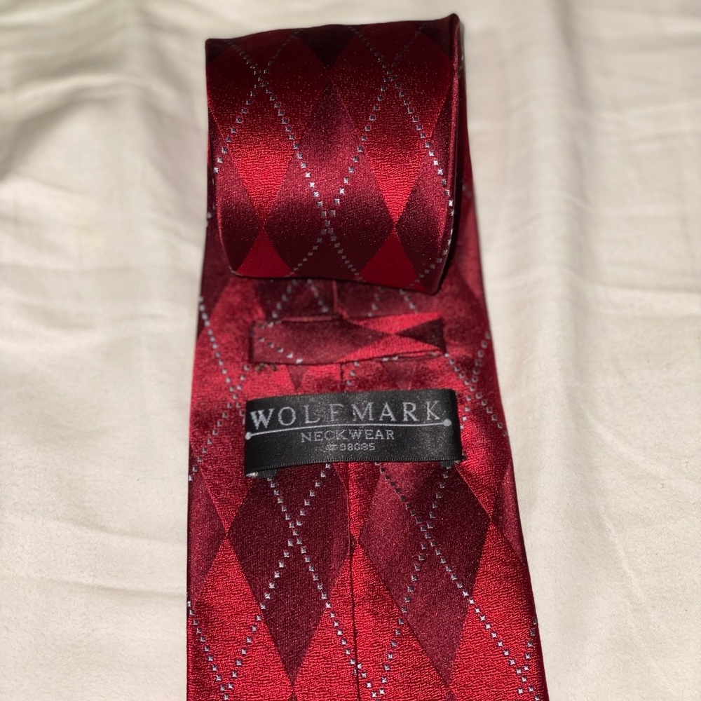 WolfMark neck wear